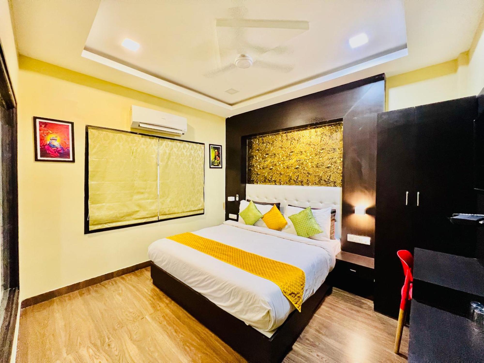 Hotel Grand Bhagwat, Удайпур Екстериор снимка