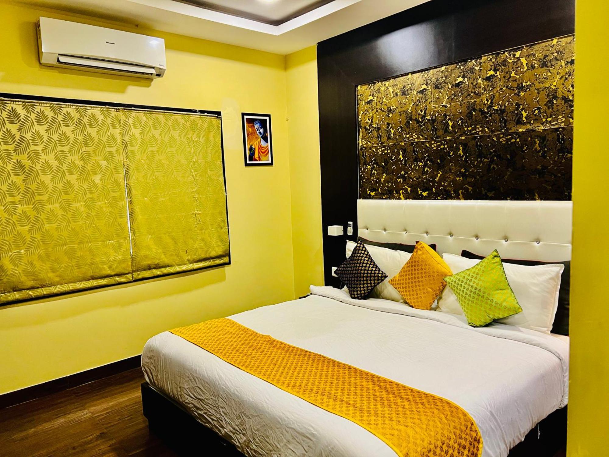 Hotel Grand Bhagwat, Удайпур Екстериор снимка