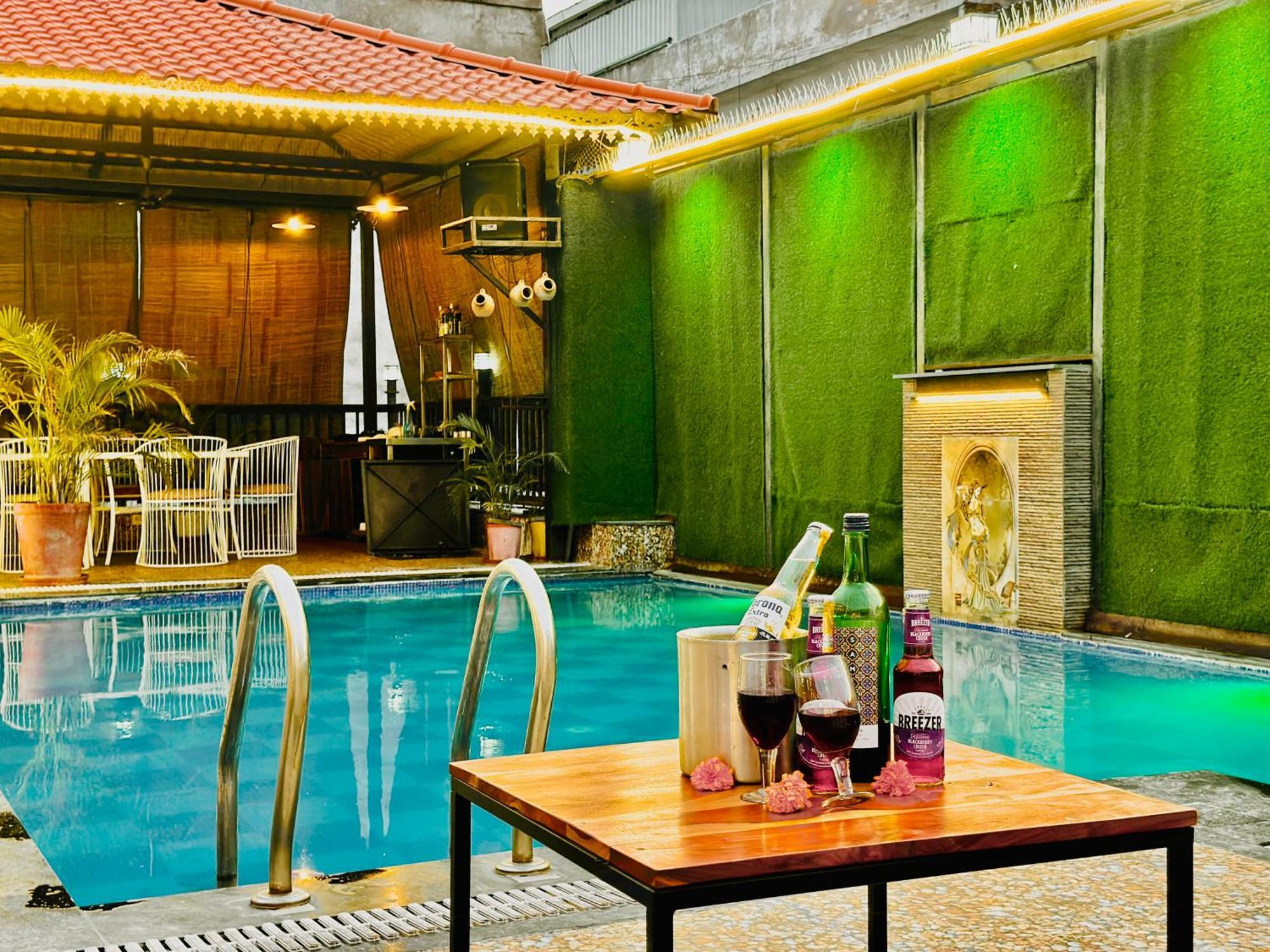 Hotel Grand Bhagwat, Удайпур Екстериор снимка