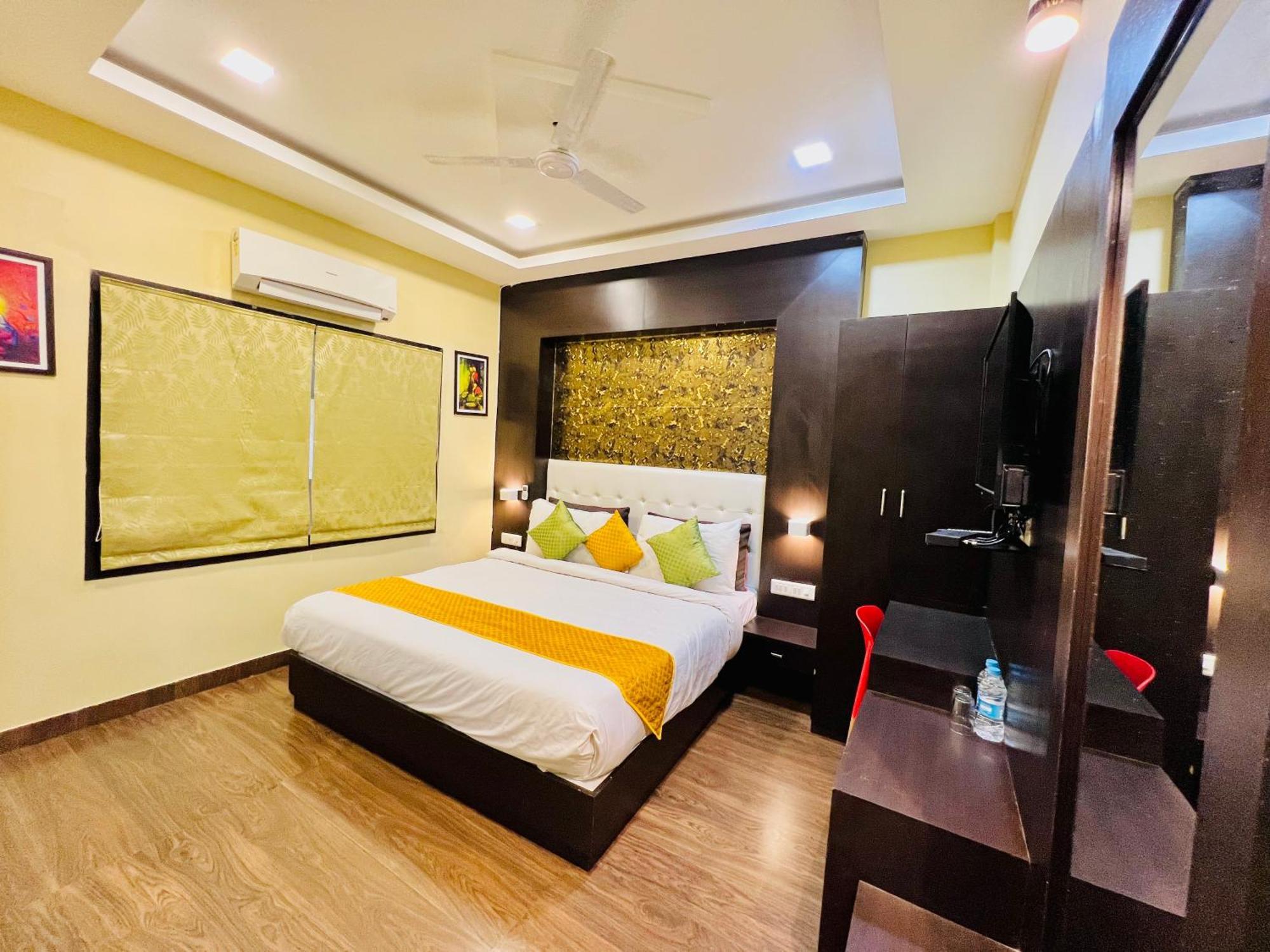 Hotel Grand Bhagwat, Удайпур Екстериор снимка